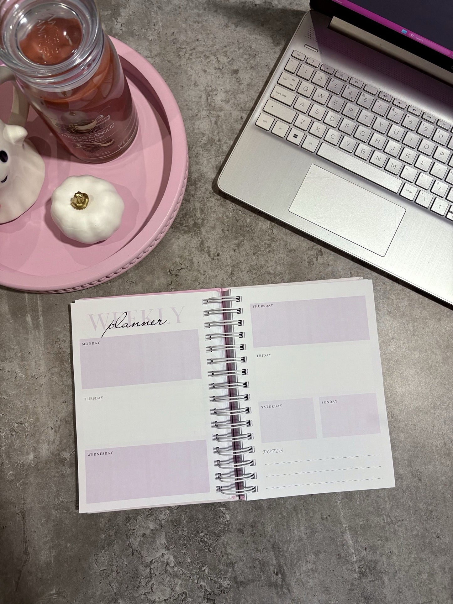 The Queens Agenda – Your Ultimate Weekly Planner